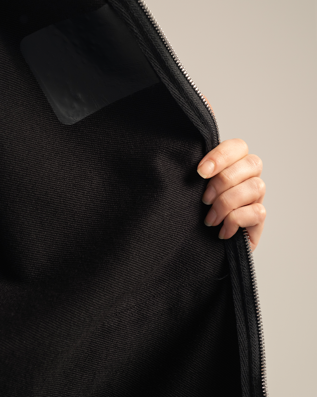 Rise Zipper