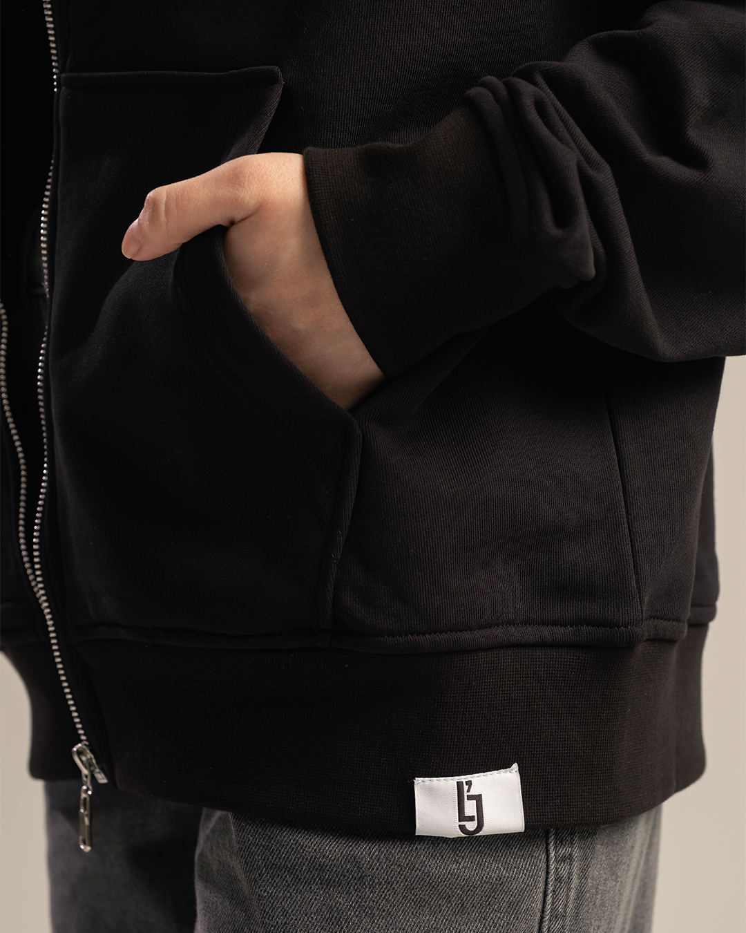 Rise Zipper